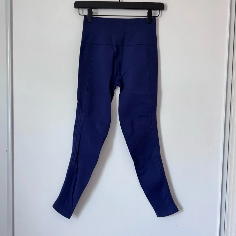 Lululemon Flow & Go Tight Hero Blue Size 4